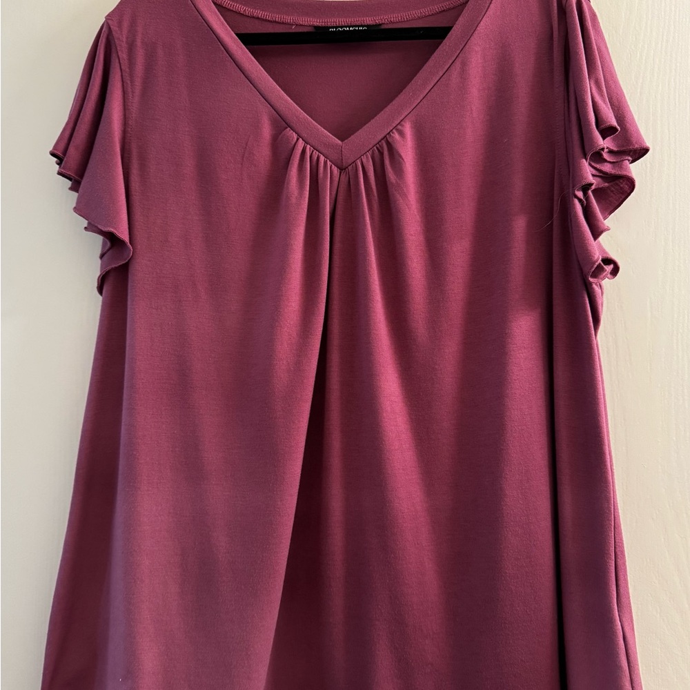 BloomChic V-Neck Ruffle Sleeve T-shirt- “Red Violet”